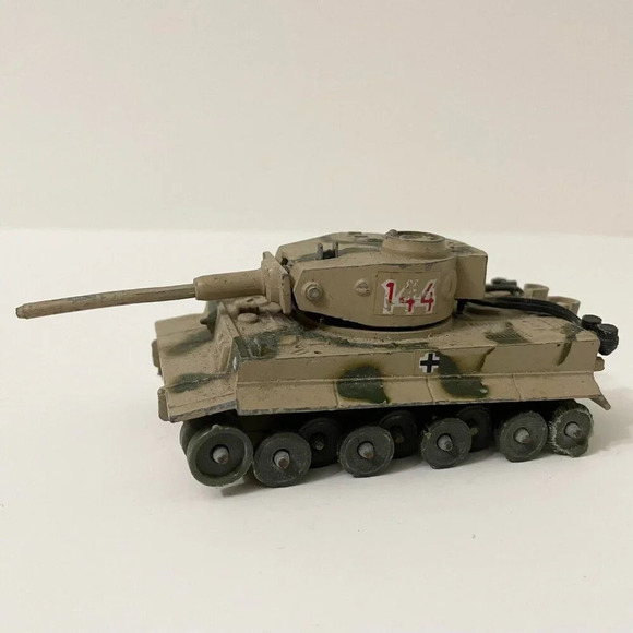 Vintage  Corgi Toys Tiger1 Tiger 1 Tank Diecast Made In Hong Kong Incomplete - Picture 2 of 16
